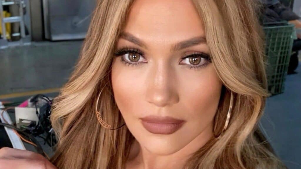 Jennifer Lopez close up