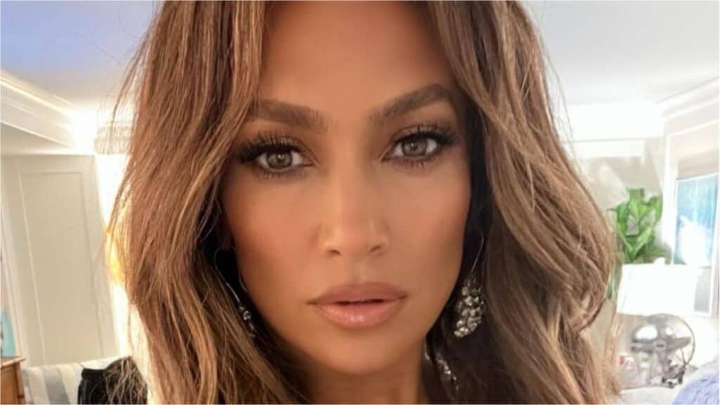 Jennifer Lopez sans Ben Affleck on Instagram