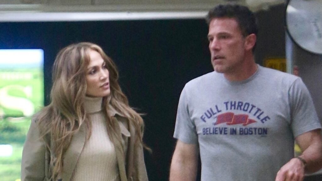 Ben Affleck Fears Jennifer Lopez Will Use Her ‘Supernatural Powers’ To Hex Him, ‘Takes Her Spiritual Practices Seriously’