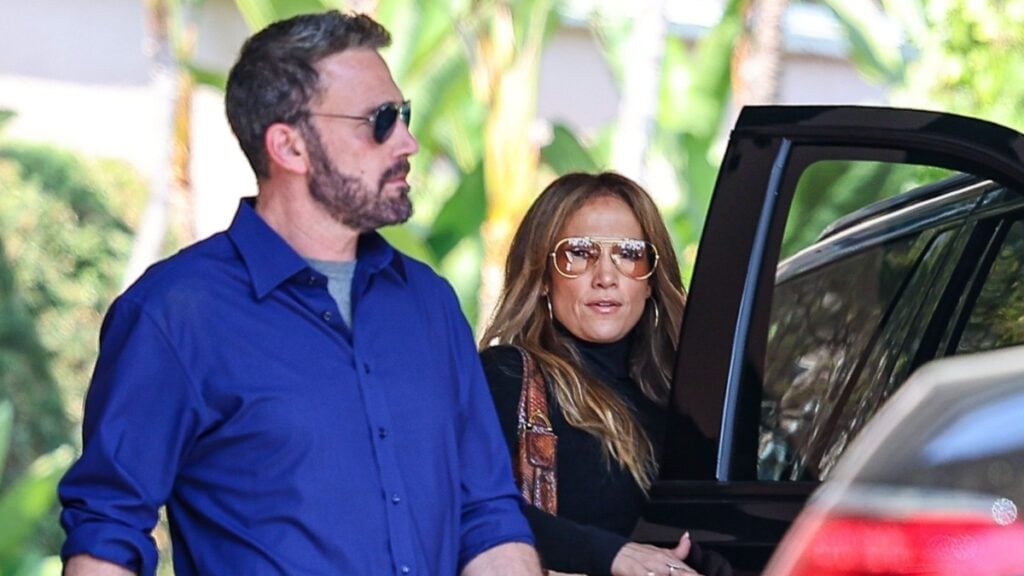 Jennifer Lopez and Ben Affleck Hit ‘Huge Snag’ in Dramatic Divorce: ‘If They Thought This Was Going to Be Painless They Were Wrong’