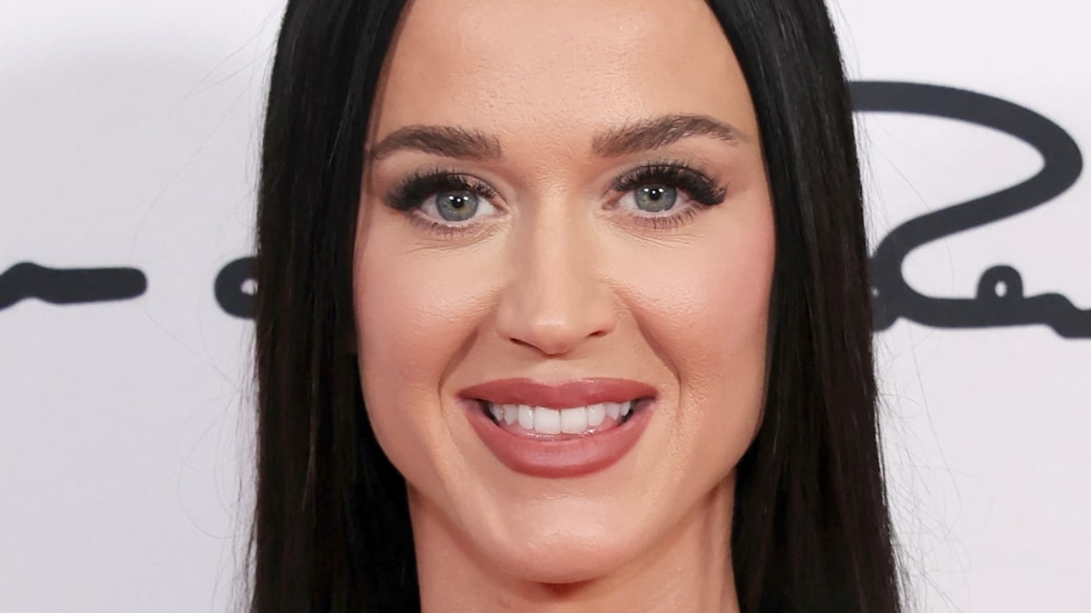 Katy Perry In Leggy Shorts And Thigh-Highs Told To ‘Act Her Age’