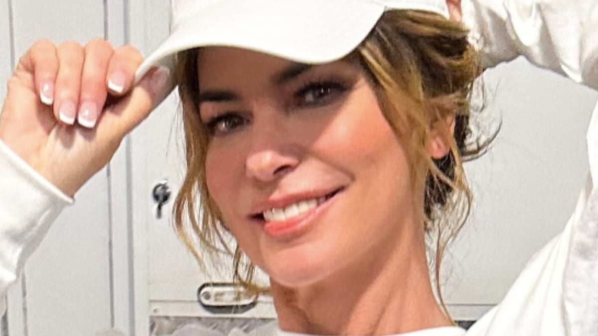 Shania Twain’s Fans Are Desperate To Rewind Time: ‘I Miss the Old Shania!’