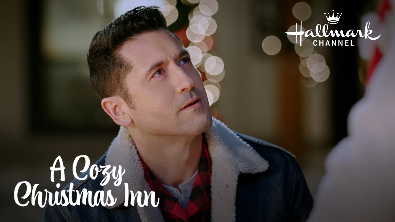 Preview - A Cozy Christmas Inn - Hallmark Channel