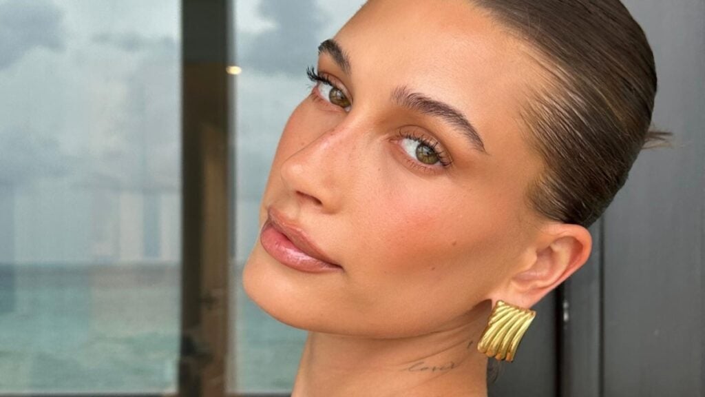 Hailey Bieber close up