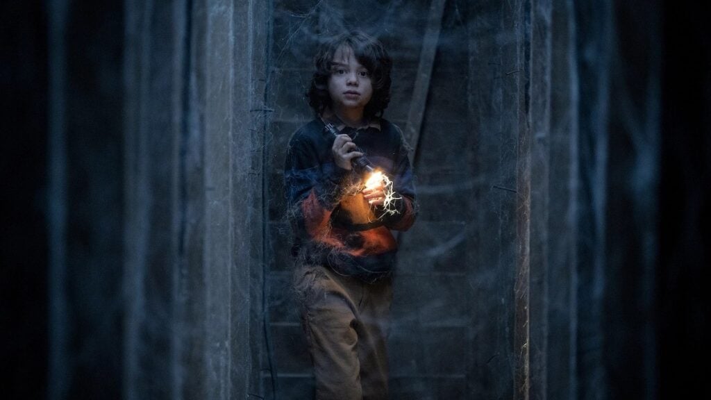 Anthony Starr Stars in This Underrated Amazon Horror Hit A shot from Cobweb