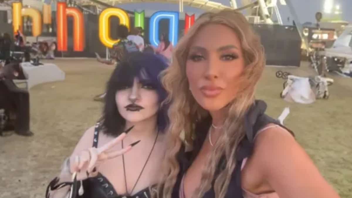 Farrah Abraham Says She and Daughter Sophia Have Cut Her Parents Off