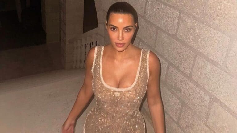 Kim Kardashian’s Mermaid Diving Skills Mocked By Irritated Fans Kim Kardashian