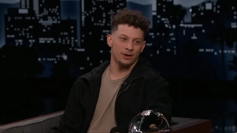 Patrick Mahomes Shares Unfiltered Thoughts on Taylor Swift Patrick Mahomes on Jimmy Kimmel
