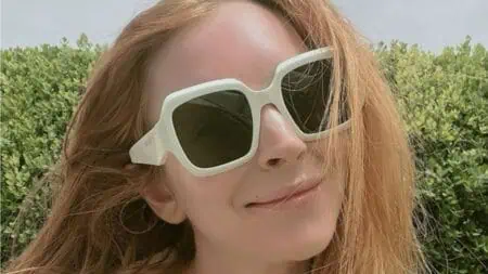 Lindsay Lohan shows off bikini body after Robert Downey Jr. comparison