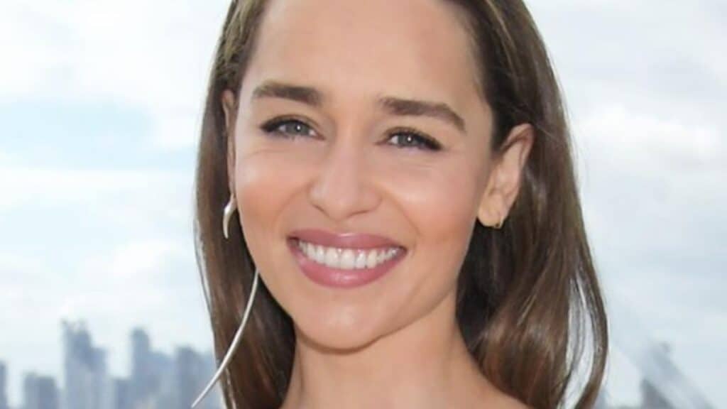 Emilia Clarke In Tight Top Shows What Works In ‘Three Seconds’ Emilia Clarke smiling