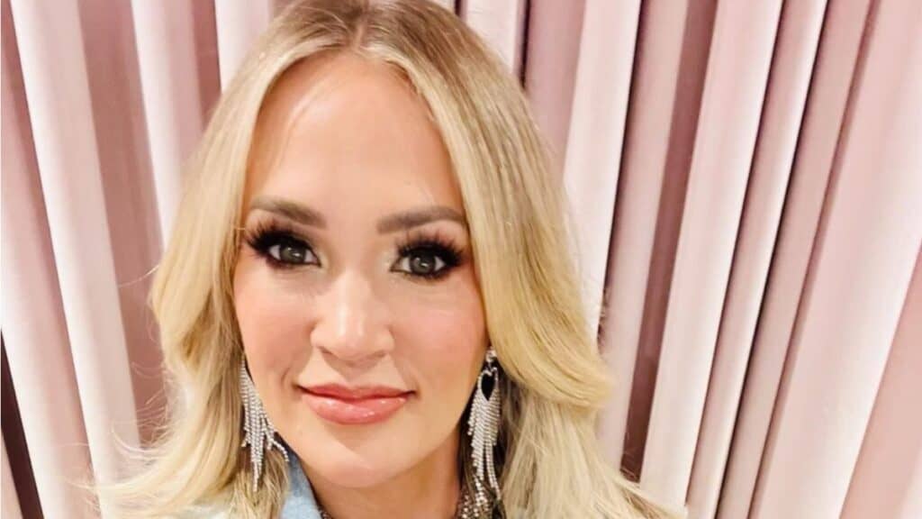 Carrie Underwood Looks 20 Years Older as Fans Claim She’s Unrecognizable Carrie Underwood on Instagram