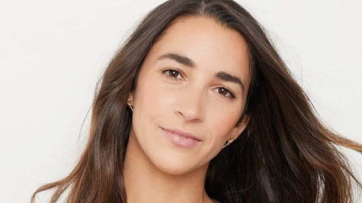 Gymnast Aly Raisman Hiking Up Leg In Heels Shows ‘Head-To-Toe Style’