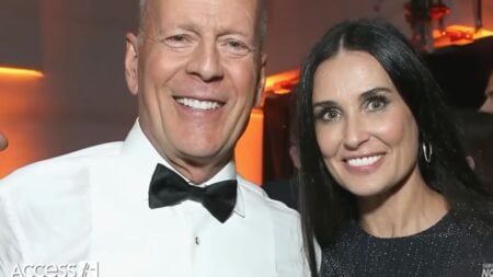 Bruce Willis and his ex-wife Demi Moore smiling for a photo.