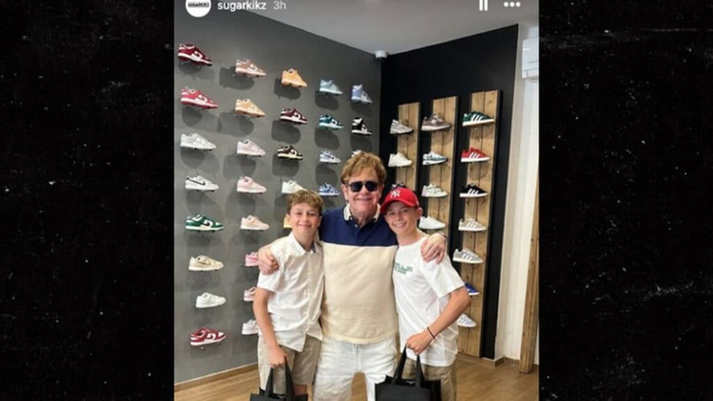 Elton John shoe store incident