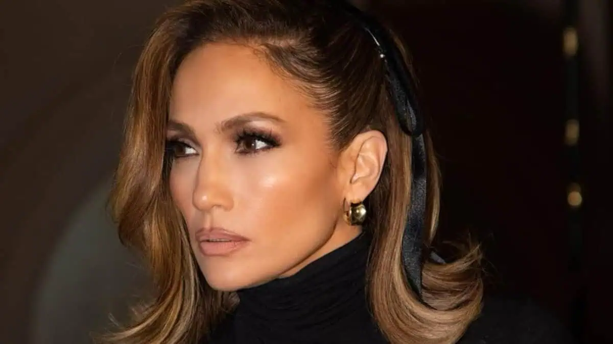 Jennifer Lopez Bashed for Neglecting Ben Affleck amid Divorce: ‘She Put Money in Front of Her Marriage’