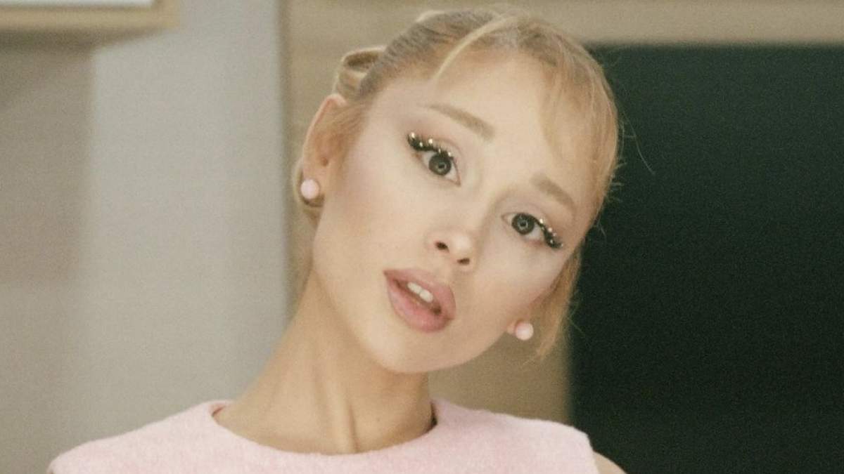 Ariana Grande Addresses Affair Rumors With Ethan Slater: “People Believe the Worst”