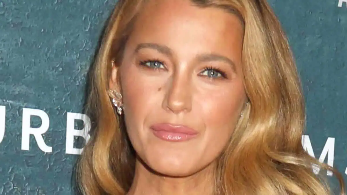 Blake Lively Shamed In Minidress Too ‘Short’ For Her ‘Thighs’