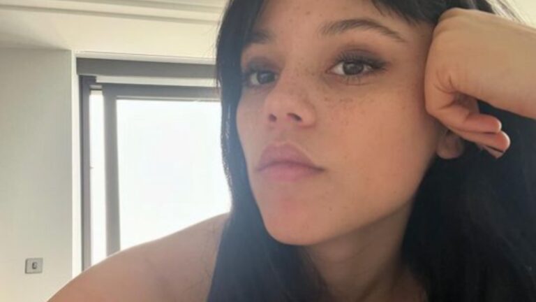 Jenna Ortega’s Co-Star Would Reportedly “Hook up With Her in a Heartbeat” Jenna Ortega and Glen Powell new film