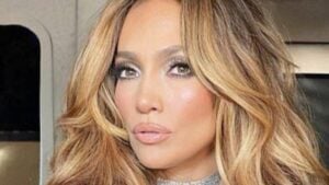 Jennifer Lopez close up