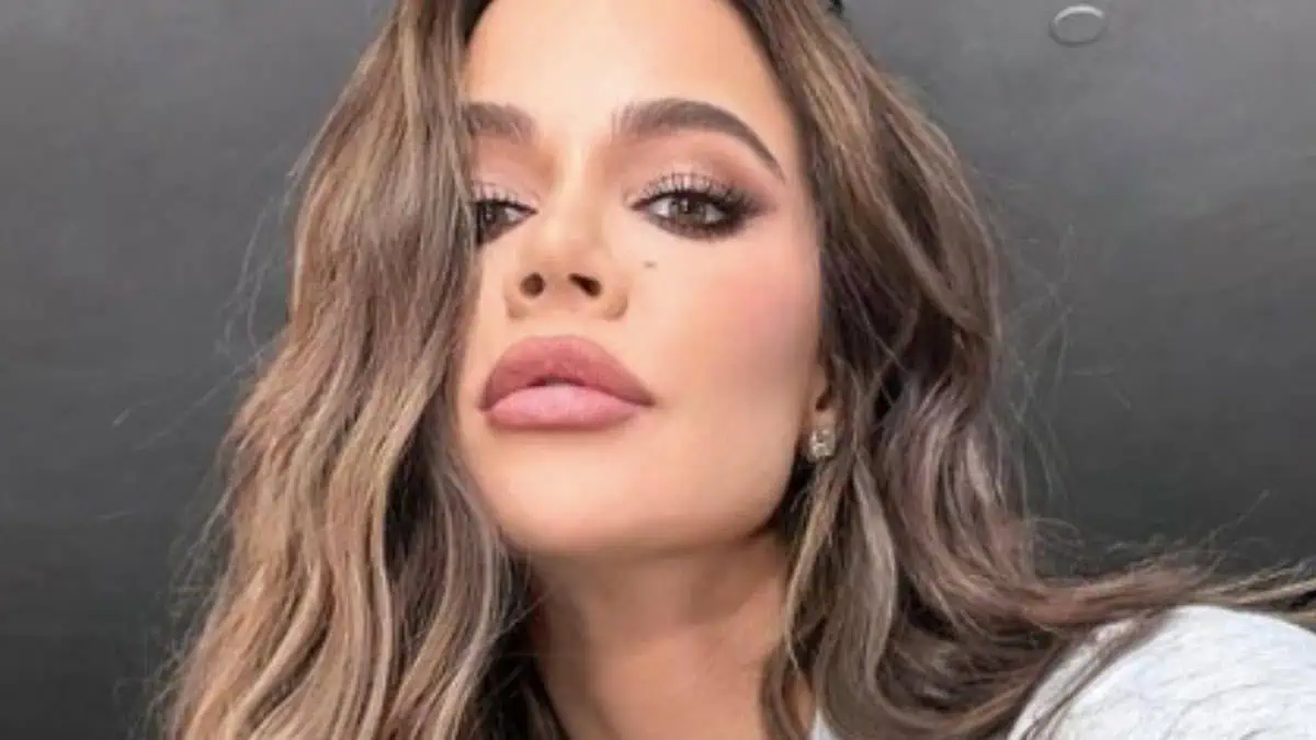 Fans Confused by Khloe Kardashian’s Actions: “Surely You Shouldn’t Be out in the Sun”