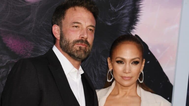 Jennifer Lopez Prepares to Battle Ben Affleck in ‘Ugly’ Divorce: ‘Someone Needs to Win’ Ben Affleck and Jennifer Lopez on the red carpet.