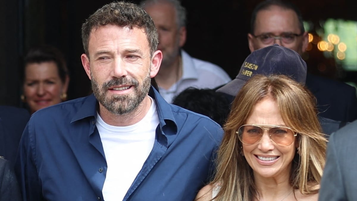 Jennifer Lopez ‘Regrets’ Ben Affleck Divorce Filing and Is ‘Clinging