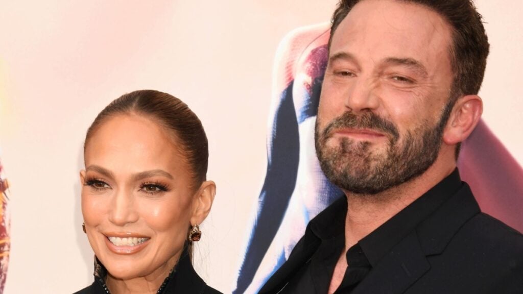 Ben Affleck and Jennifer Lopez on the red carpet.