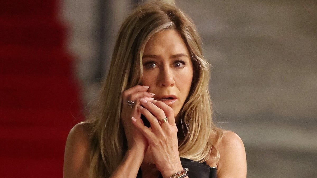 Jennifer Aniston’s Home Swarmed by Police After Suicidal Claims: ‘She Doesn’t Deserve This’