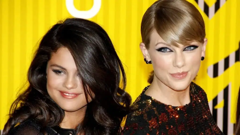 Taylor Swift and Selena Gomez at the 2015 MTV Video Music Awards