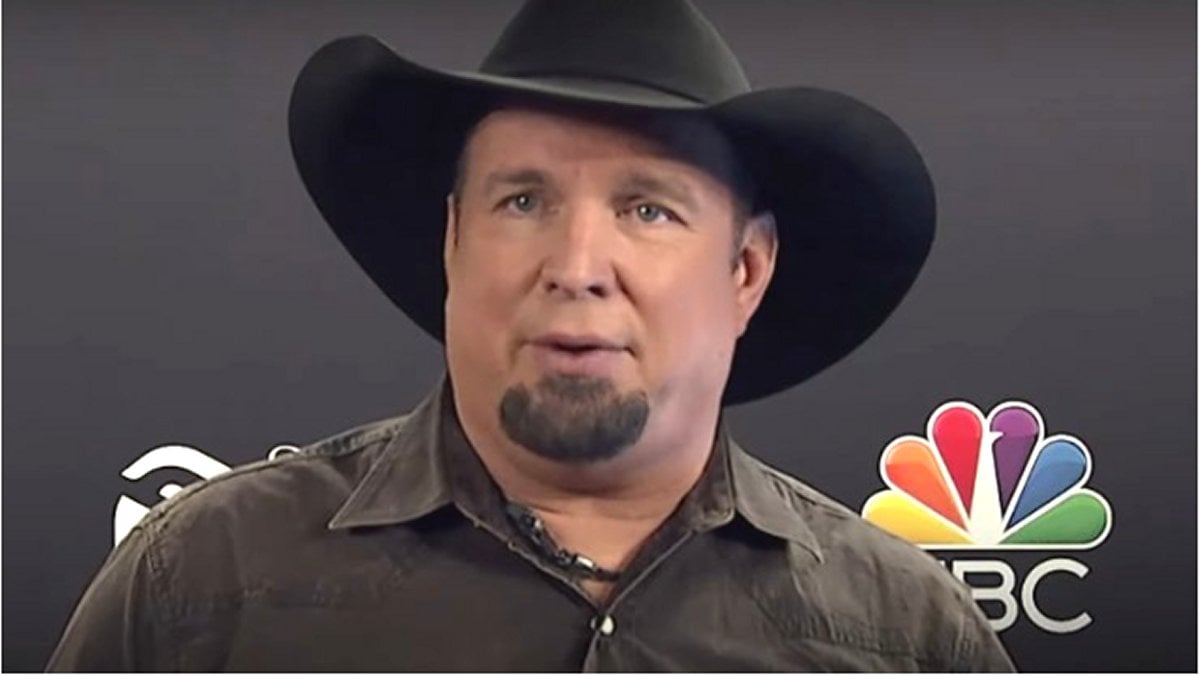 Garth Brooks Hits All-Time Low Amid Scandal, Raises Serious Health Concerns, He Is In A ‘Bad Place’