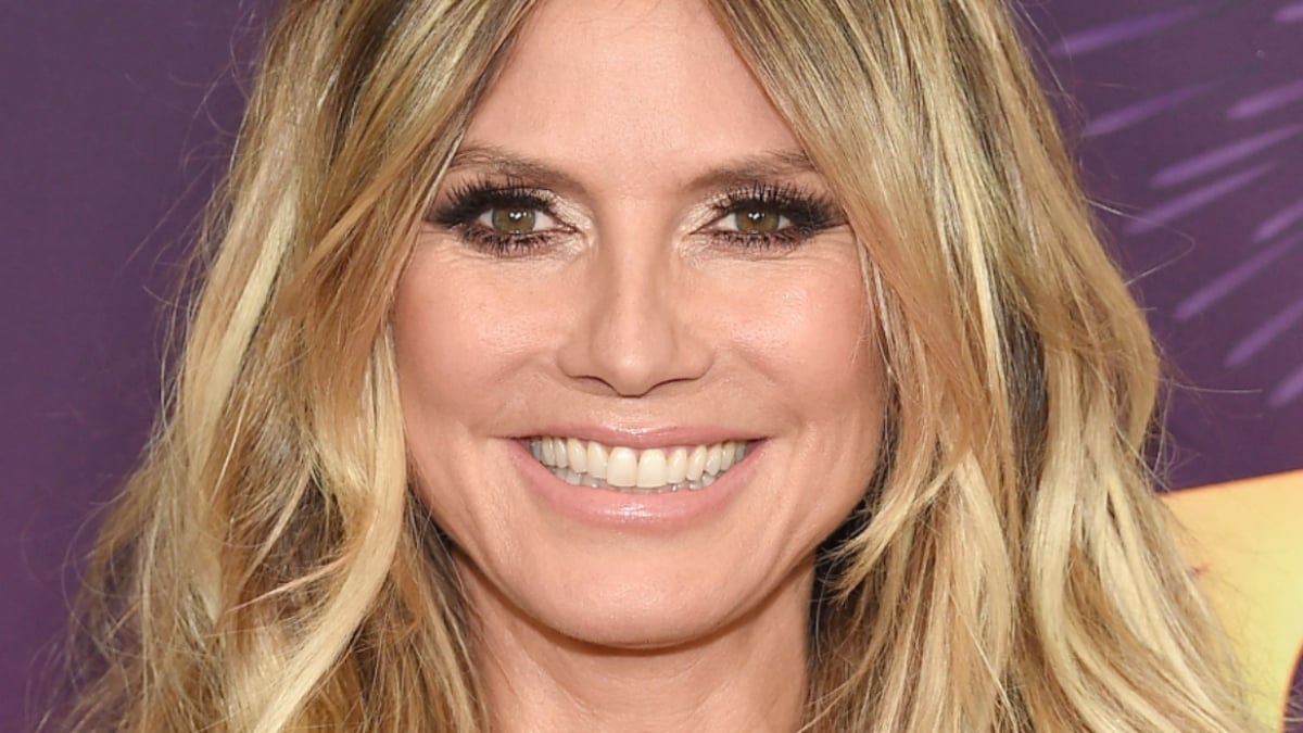 Heidi Klum Fat-Shamed In Tight Glitter Dress That's 'Unflattering'