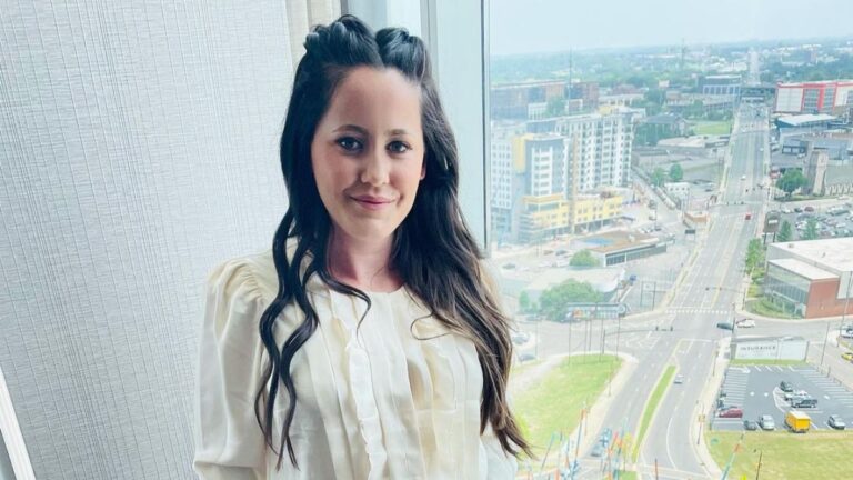 ‘Teen Mom’ Jenelle Evans Caught in CPS Radar After ‘She’s Not Able To Handle the Kids’ 'Teen Mom' Jenelle Evans Caught in CPS Radar After 'She's Not Able To Handle the Kids'