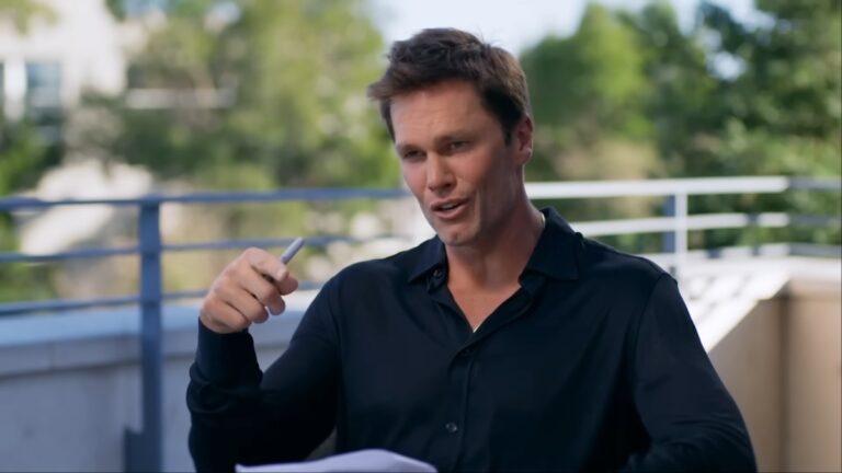 Tom Brady Enlists Travis Kelce To Help Him In Post-NFL Career: ‘It’s About Showmanship’ Tom Brady's NFL on Fox interview