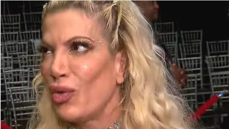 Tori Spelling Desperate For ‘Stardom’ Sparks More Plastic Surgery Rumors,Told ‘Get Regular Job’ Tori Spelling