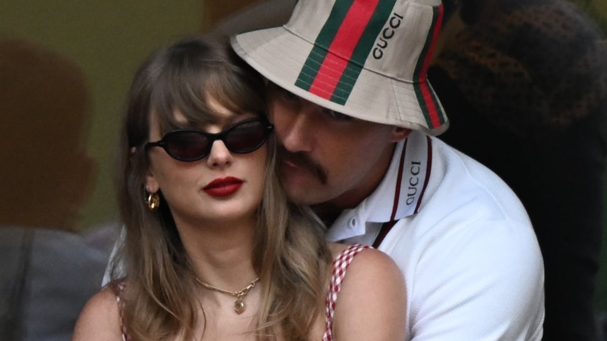 Taylor Swift ‘Pregnant’ as Travis Kelce Cradles Her Stomach in Sweet Photo: ‘Baby in There’