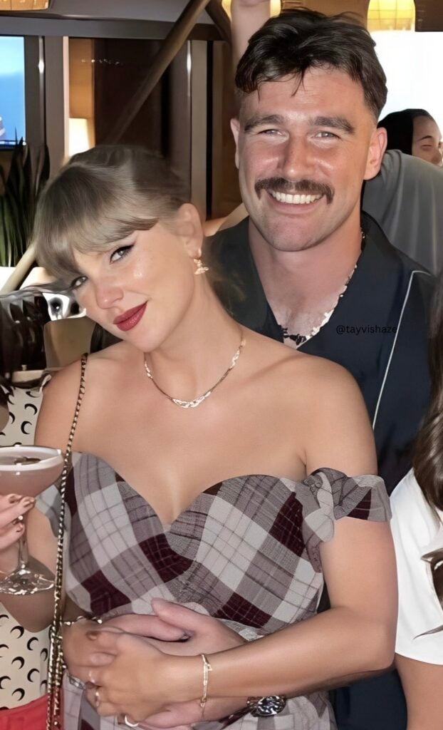 Taylor Swift and Travis Kelce party