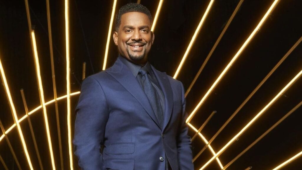 Injured Alfonso Ribeiro Ditches Wheelchair at LAX Before ‘DWTS’ 500th Episode Alfonso Ribeiro