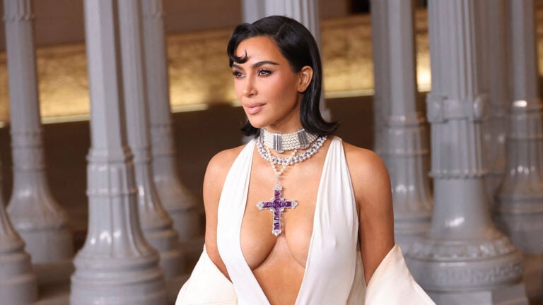 Kim Kardashian Leaves Fans Thirsty & Speechless With Sultry ‘Law School’ Reminder Photo: ‘Law’d Have Mercy’ Kim Kardashian poses on the 2024 LACMA Art+Film Gala, Presented By Gucci Red Carpet