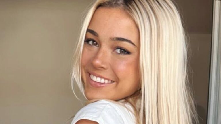 Gymnast Olivia Dunne Bakes Her Thanksgiving Mac & Cheese In Tight Miniskirt Olivia Dunne close up