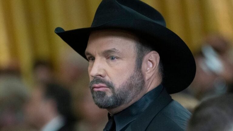 Garth Brooks at event