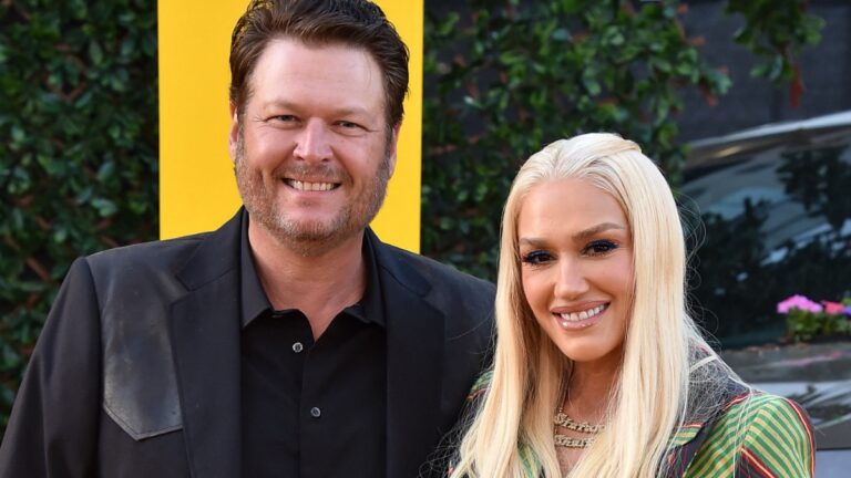 Gwen Stefani Shocks With ‘Insane’ Blake Shelton Breakup Comments: ‘This Is Not Happening Anymore’ Blake Shelton and Gwen Stefani smiling