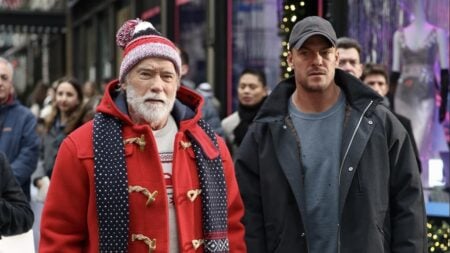 Arnold Schwarzenegger’s Appearance For New Santa Role Sparks Concern: ‘He Looks Tired and Hurt’ Arnold shocks in Santa Outfit