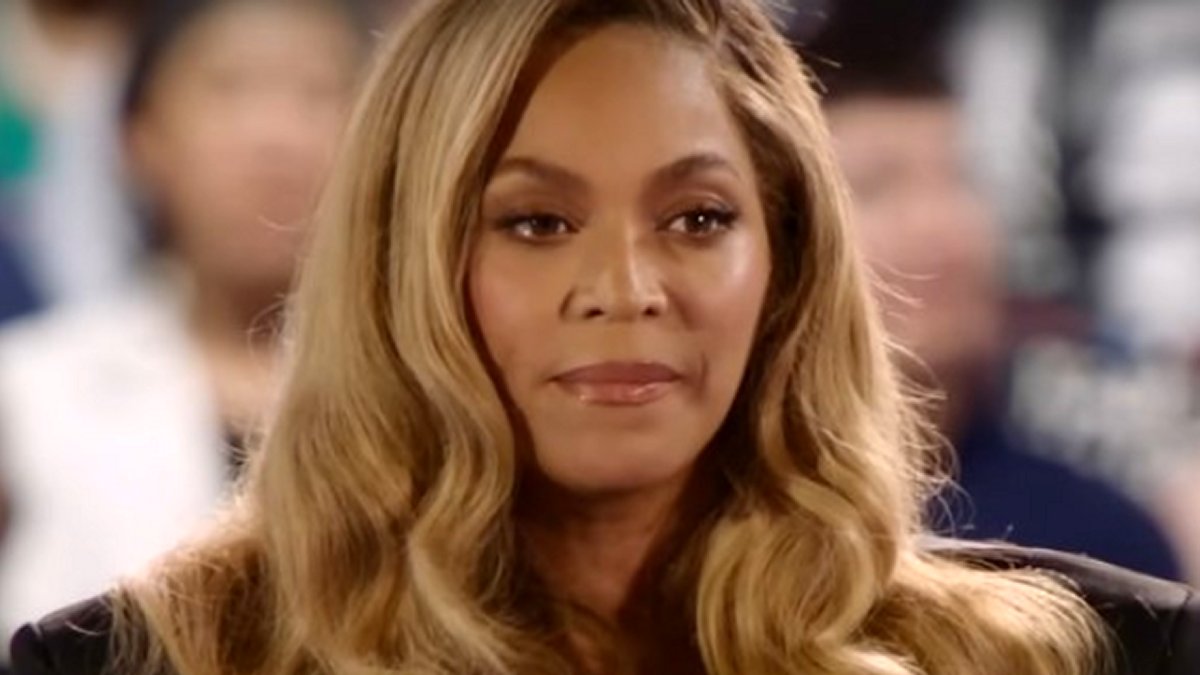 Beyonce Makes Telling Move To Distance Herself From Jay-Z Amid Rape Accusations: ‘She’s Desperate And Fears What Comes Next’