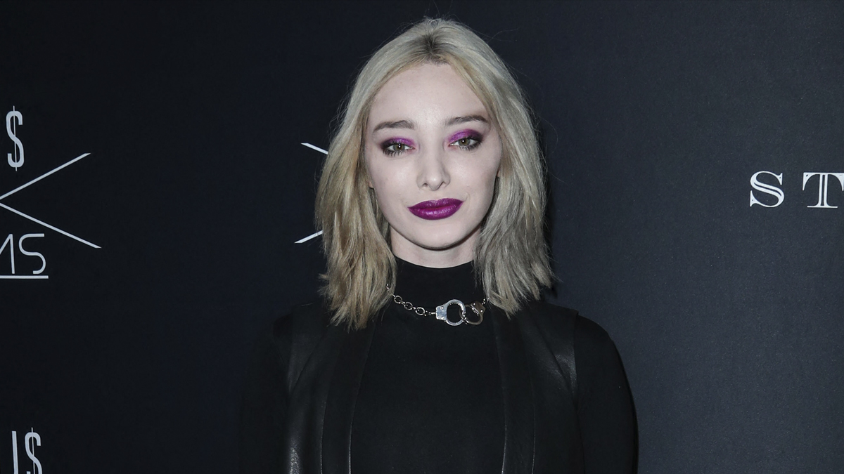 Oppenheimer’s Emma Dumont Comes Out as Trans Masculine Non-Binary Person