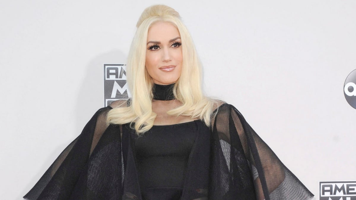 Gwen Stefani Flubs Lyrics and Walks Off Stage To ‘Say a Prayer’ At The Voice Amid Recent Criticisms: ‘She Looked Really, Really Nervous’