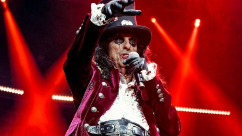 Aging Rocker Alice Cooper Reveals His Tour Drug Stash List: ‘Drugs Backstage Are Still There’ Alice Cooper