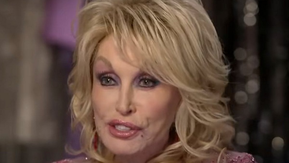 Dolly Parton Lifestyle Sparks Health Concerns: Family Urges Her To ‘Definitely Pull Way Back’