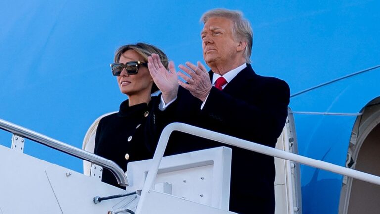 Melania Insists on ‘Very Different Transition’ After ‘Challenging’ First Time in White House With Donald Trump: ‘I Didn’t Have Much Support’ Donald Trump and Melania Trump arrive to a farewell ceremony at Joint Base Andrews, Maryland, U.S