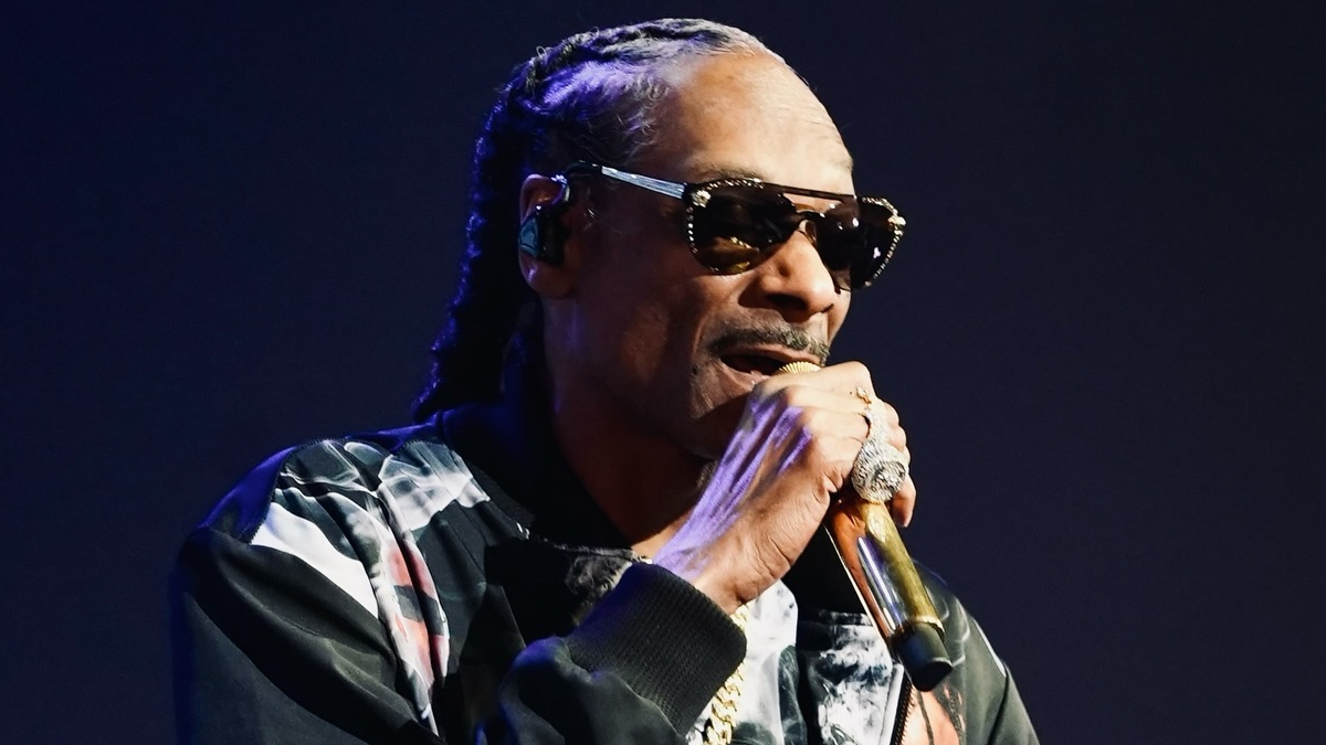 Snoop Dogg Hits Back At Critics of His Performace at Trump Innauguration Event: ‘Get Your Life Right’