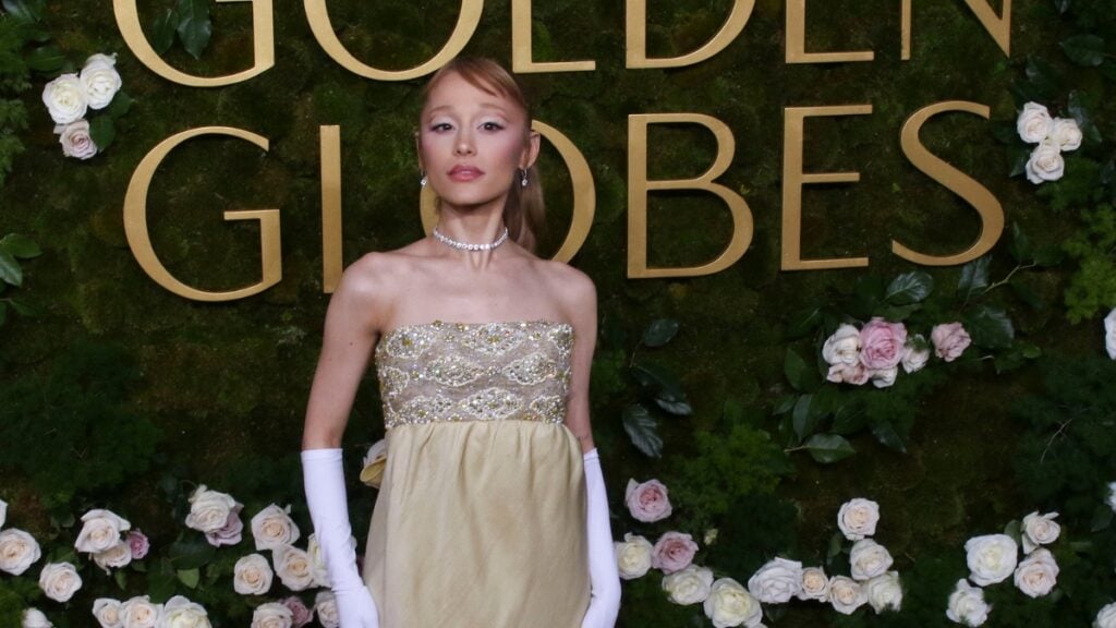 Fans React to Ariana Grande’s ‘Clumsy’ and ‘Insensitive’ Interview At the Golden Globes: ‘That’s a Question For After the Second Bottle of Wine’ Fans React to Ariana Grande's 'Clumsy' and 'Insensitive' Interview At the Golden Globes: 'That's a Question For After the Second Bottle of Wine'